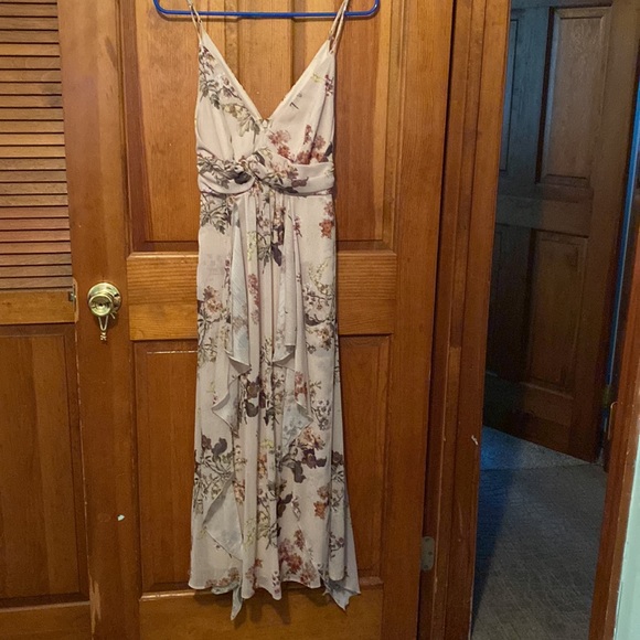 ASOS Dresses & Skirts - Womens size 2 flare cocktail dress beige floral design ankle length model is 5’